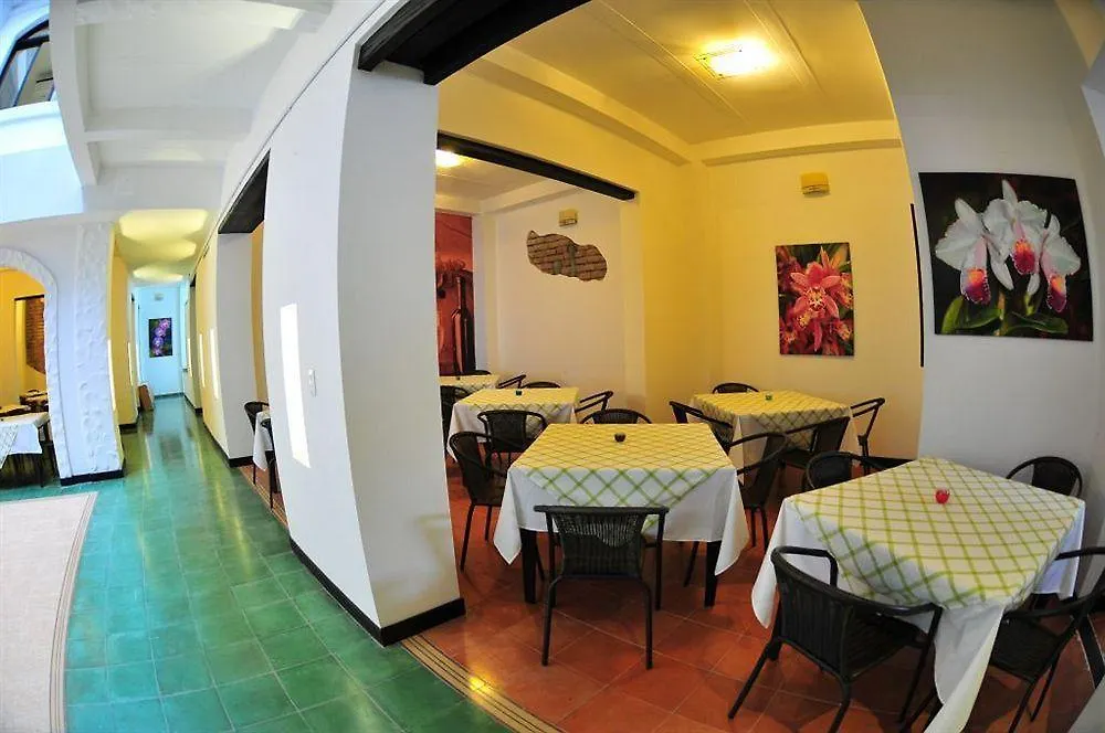 Aw Hotel Puerta De San Antonio Cali