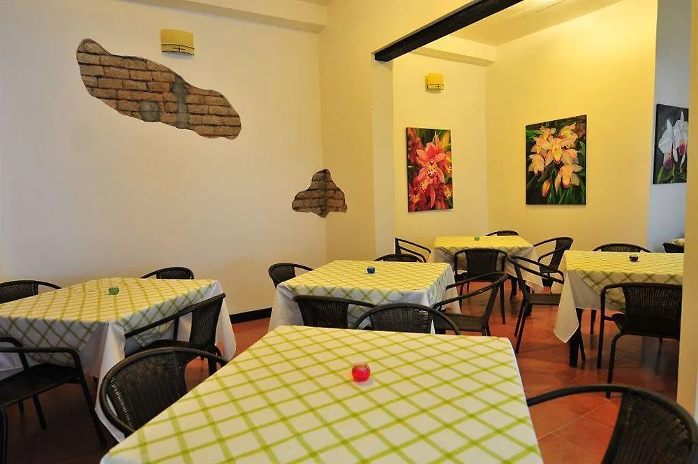 ****  Aw Hotel Puerta De San Antonio Cali Colombia