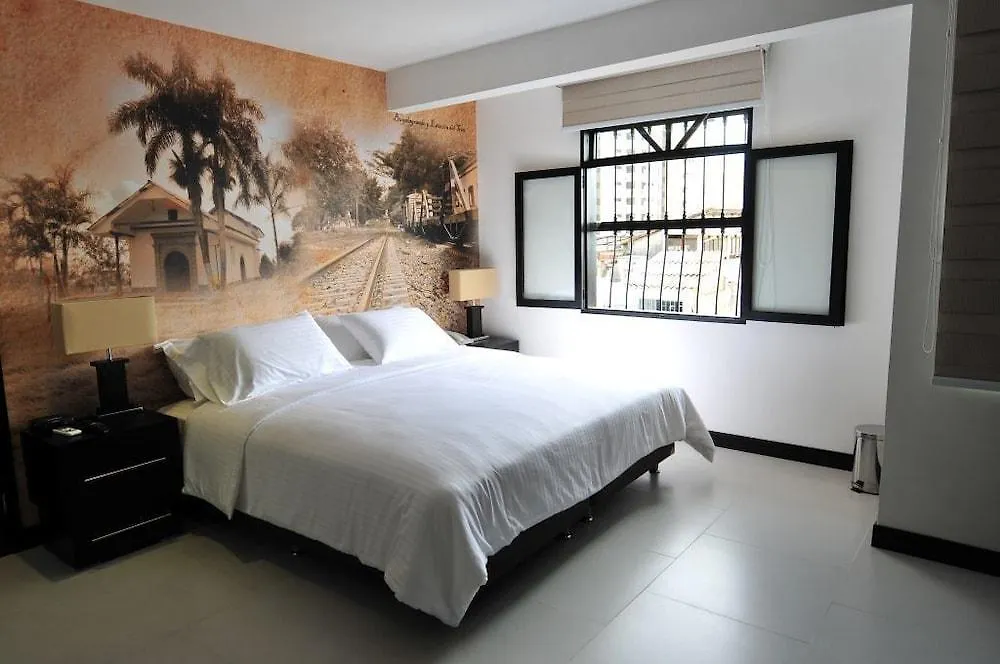 Aw Hotel Puerta De San Antonio Cali 4*,