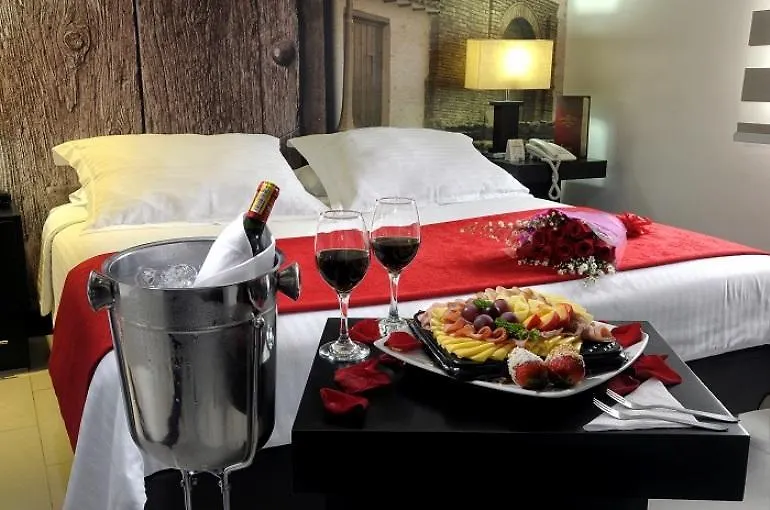 Aw Hotel Puerta De San Antonio Cali